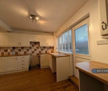 3 bedroom terraced house to rent - Photo 6