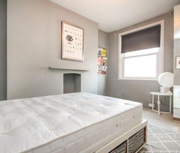 2 bedroom maisonette to rent - Photo 3