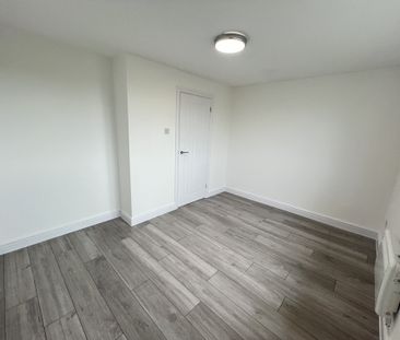 Dadswood, Harlow - Photo 2