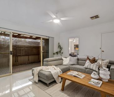 Modern Living in the Heart of Magill – 44A Moules Rd - Photo 1