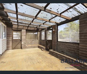 Three Bedroom Home in Convenient Location - Photo 6