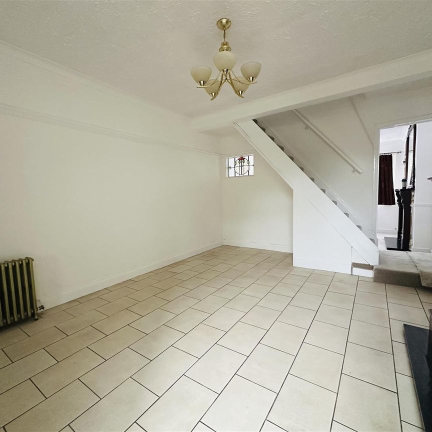 Fitton Street, Nuneaton, CV11 - Photo 1