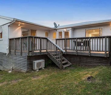 Large Family Home - Photo 4