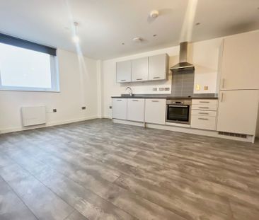 1 bedroom flat to rent - Photo 2