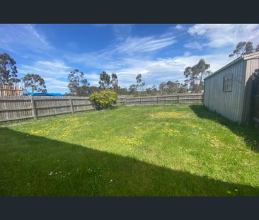 16 Manna Gum Court, Narre Warren, Vic 3805 - Photo 1