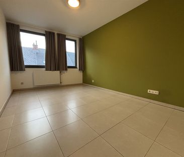 Ruim appartement met 2 slaapkamers in centrum Merchtem - Photo 6