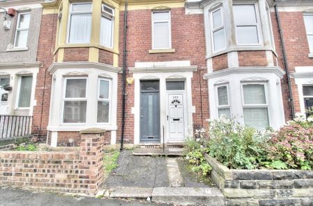 2 bedroom flat to rent - Photo 3