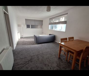2 Bed Flat, Mapperley Park, NG3 - Photo 2