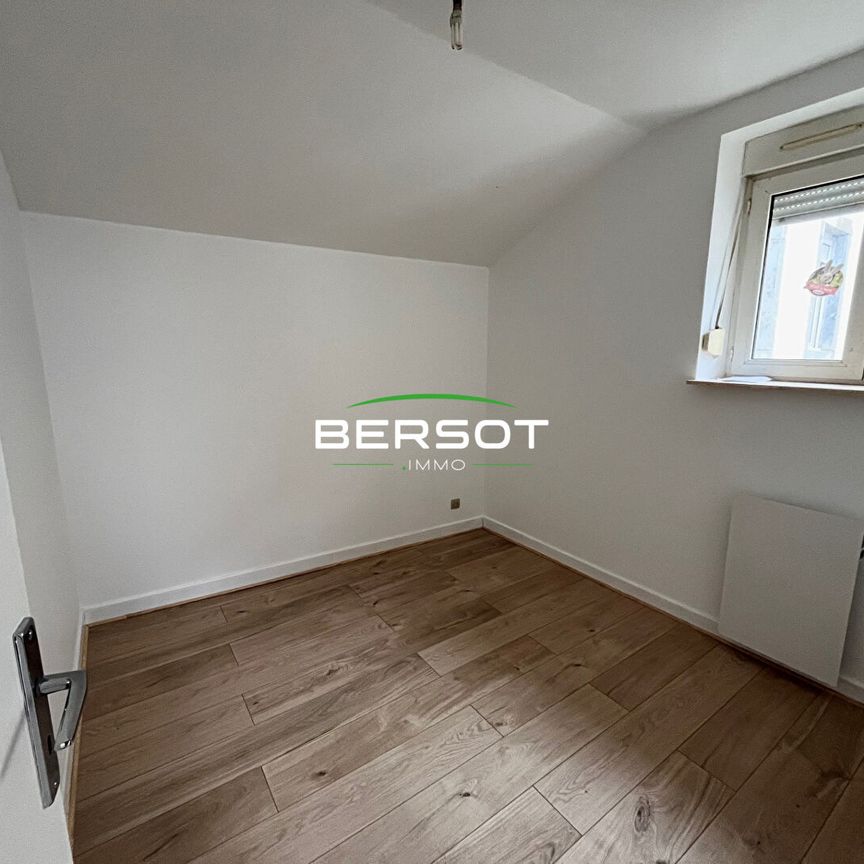 T1 bis rénové - Place Flore - Photo 1