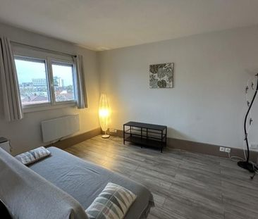 Location Appartement 1 pièce MERIGNAC 33700 - Photo 2