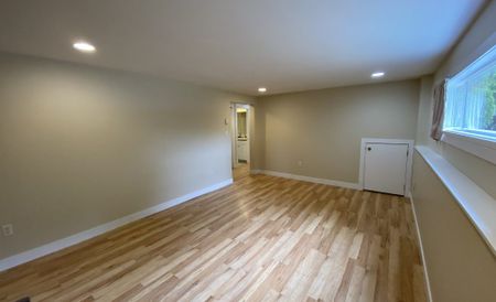 100 Eagle Crescent – Lower - Photo 5