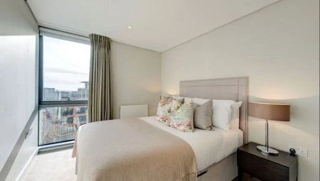 3 bedroom flat in London - Photo 2