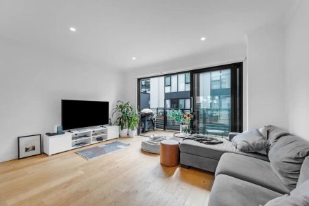 152 Ingles St, Port Melbourne VIC 3207 - Photo 3