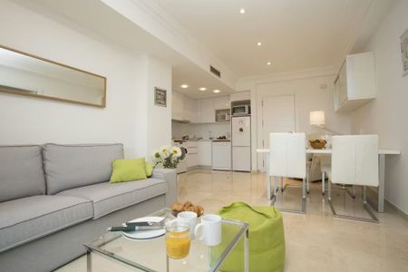 Passeig de lAlbereda, Valencia, Valencian Community 46023 - Photo 5