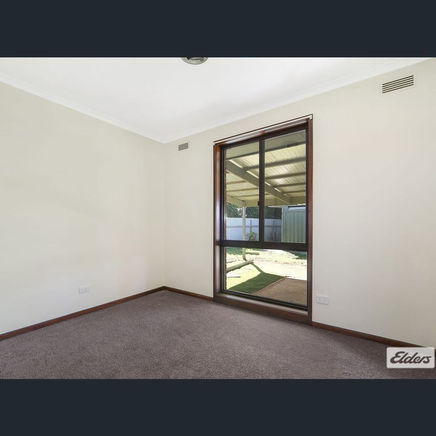 2 Sapphire Circuit, Wodonga, Vic 3690 - Photo 1