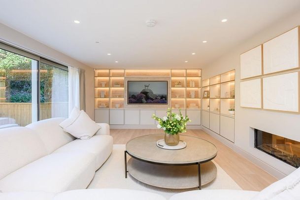 5 bedroom detached house to rent - Photo 1