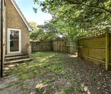 4 bedroom detached house to rent - Photo 6