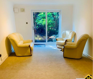 2 bed Flat in French Apartments Lansdowne Road, Purley, CR8 2PP - Photo 1