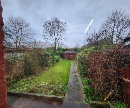 3 Bedroom House - Terraced To Let - Photo 5
