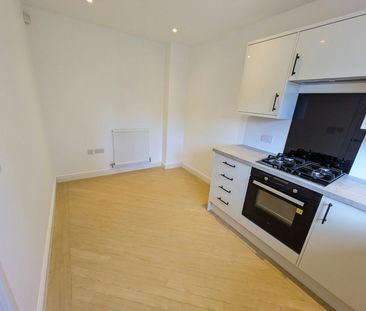 Town house to rent on - Photo 5