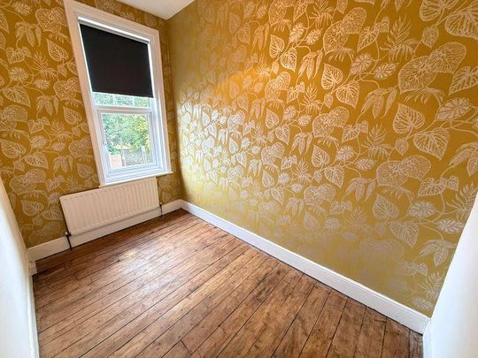 5 bedroom terraced house to rent - Photo 1