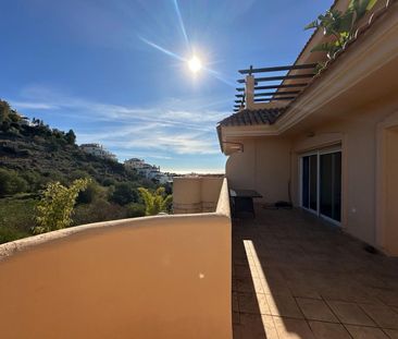 Alquiler de piso en Urbanizacion Nueva Andalucia k, 21 b - Photo 1