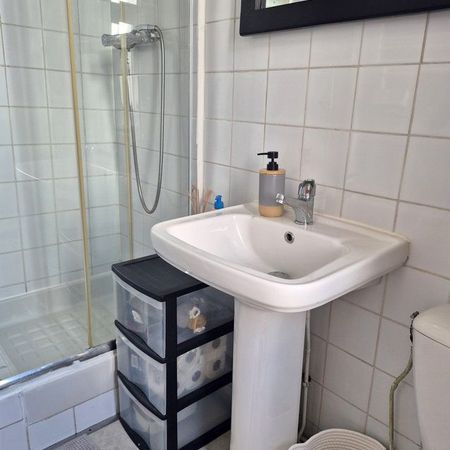 Location Appartement 1 pièce 16m² VICHY 03200 - Photo 3