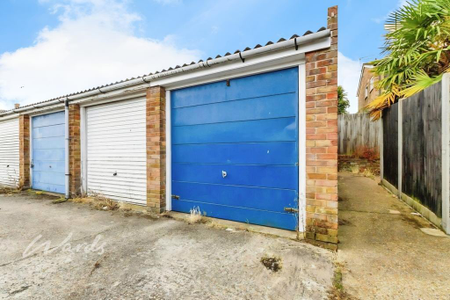 1 bedroom maisonette to rent - Photo 5