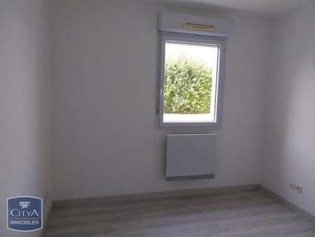 Location Appartement 2 pièces 47m² LUCON 85400 - Photo 3