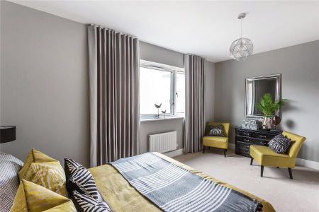 5 bedroom detached house to rent - Photo 4