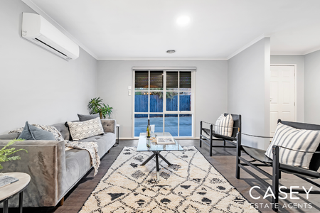 19 Yaltara Close, Cranbourne West - Photo 4