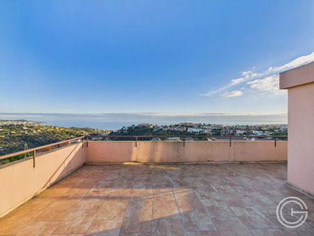 Location Appartement 4 pièces 77m² NICE 06200 - Photo 5