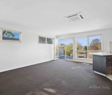7A Lexton Street, Lake Wendouree - Photo 2