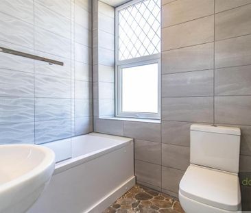 2 bedroom detached house to rent - Photo 2