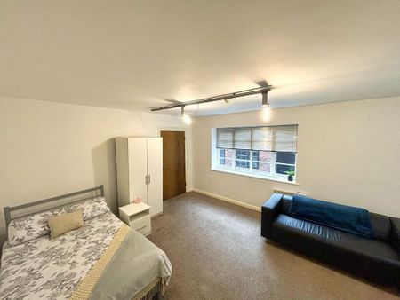 Studio to rent - Photo 3