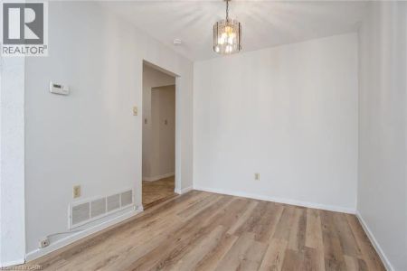 60 HAHN Avenue - Photo 2