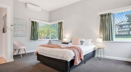 Charming 2-Bedroom Home in Prime Mornington Location - Options available Furnished or Unfurnished - Photo 2