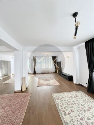 Vila 5 camere I Cartier Azur I 3Locuri de parcare - Fotografie 1