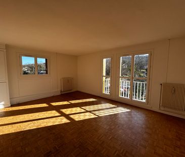 Location Appartement 3 pièces 69m² - Photo 1