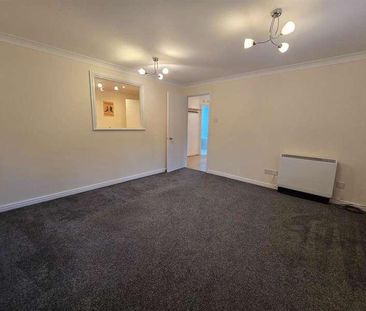 Flat, Valley House, Wash Beck Close, Scarborough, YO12 - Photo 1