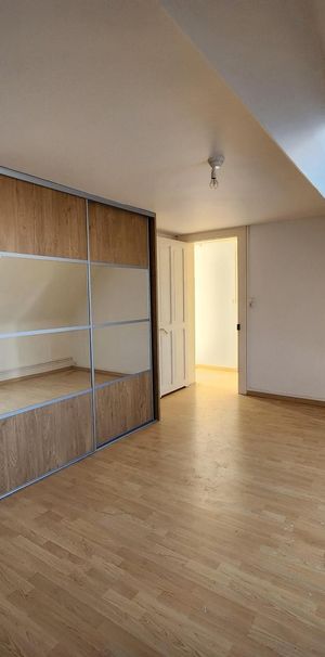 Location Appartement 2 pièces 49m² CAMBRAI 59400 - Photo 1