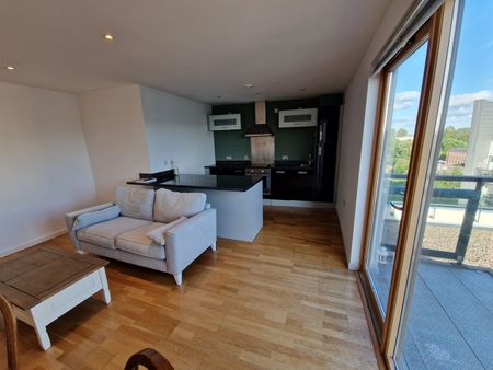 2 Bed Flat, Marsh Lane, LS9 - Photo 2