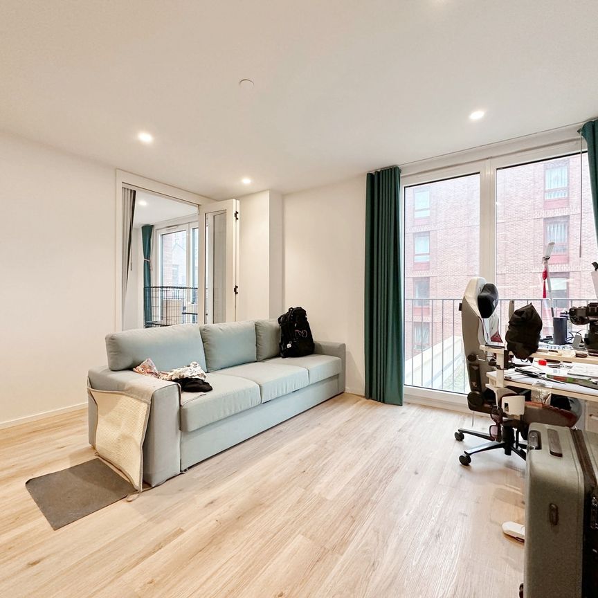 Curlew House, Hawser Lane, London, E14 - Photo 1