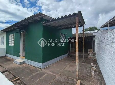 Casa com 2 quartos e 60m² para alugar em Medianeira, Porto Alegre. - Photo 2