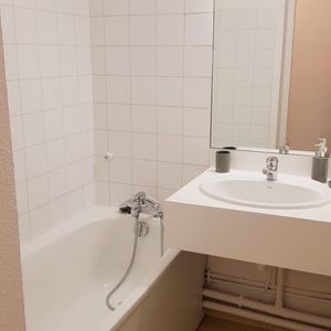 Location Appartement 1 pièce 15m² GRENOBLE 38000 - Photo 3