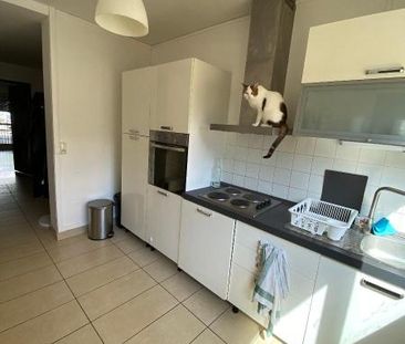 Location Appartement 3 pièces 68m² LYON 8ème - Photo 4