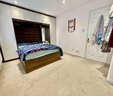 3 bedroom detached house to rent - Photo 5