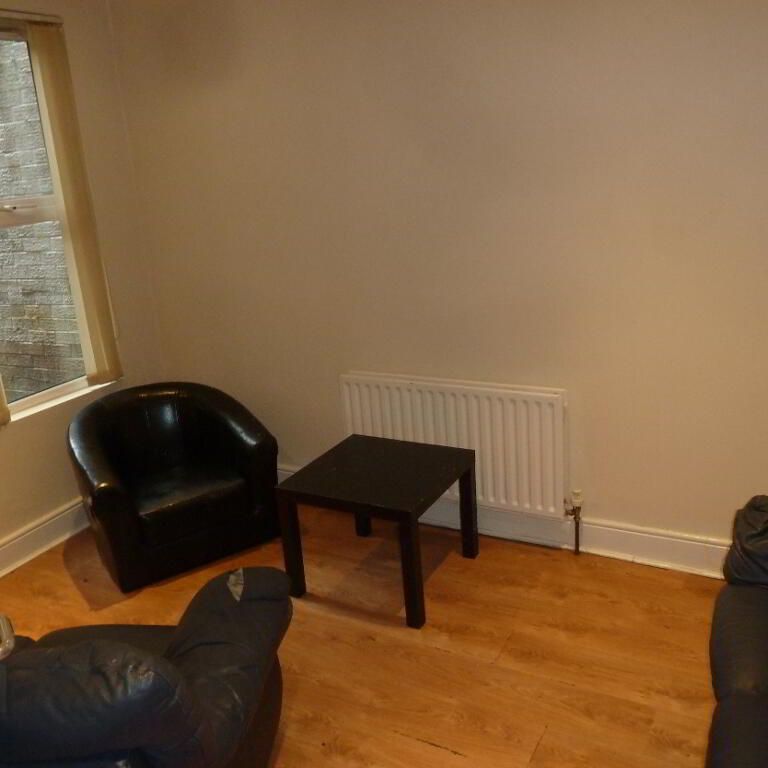 82 Carmel Street, Holylands, Belfast, BT7 1QF - Photo 1