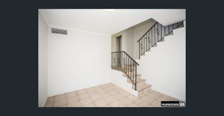 PREMIUM WATERFRONT LIVING! - Photo 2