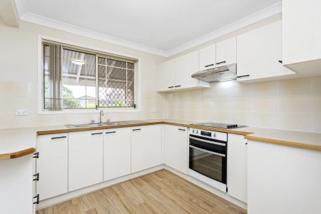 Quality 3 Bedroom Home in Highly Desirable Area - Photo 5